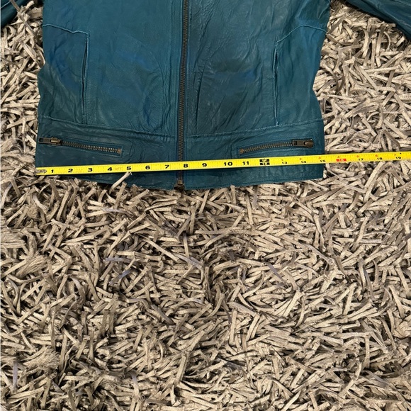 Leather jacket - Picture 12 of 15